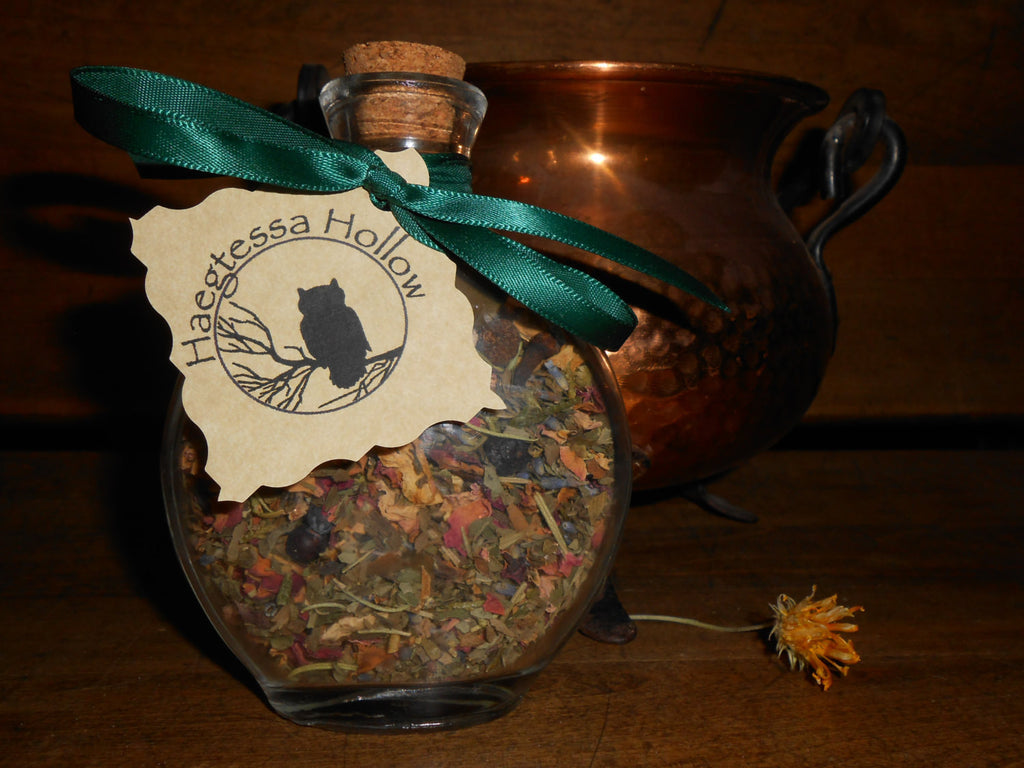 Witch Bottle Spell Jar -- WEALTH and ABUNDANCE - CynCraft